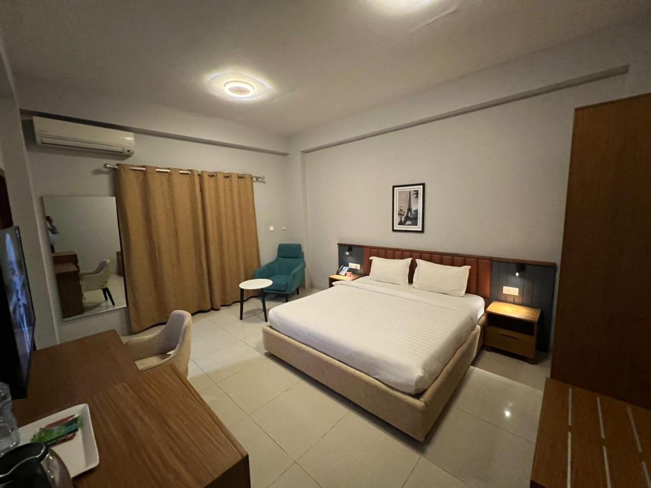 Hotel Golf Coast Kinszasa Zewnętrze zdjęcie