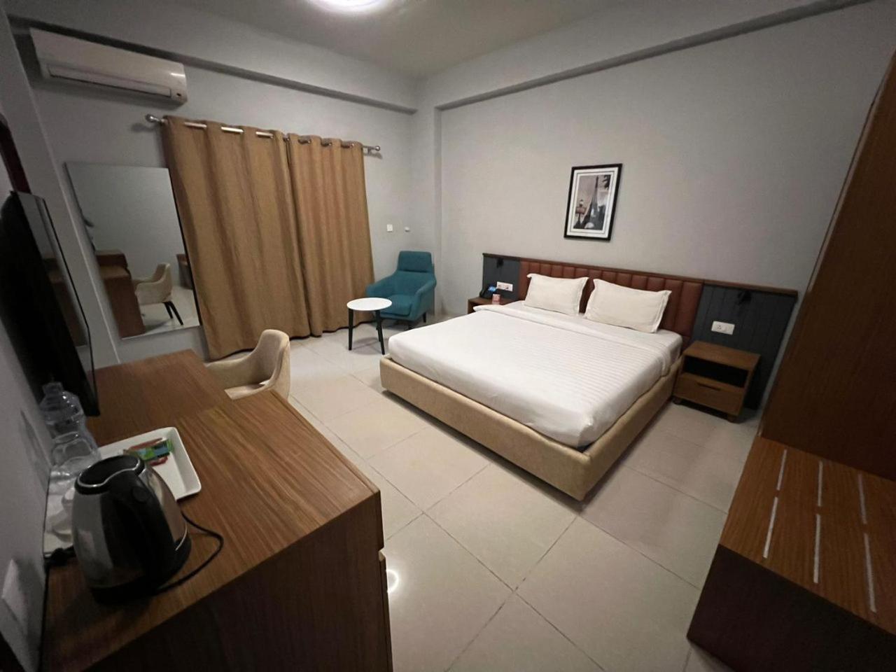 Hotel Golf Coast Kinszasa Zewnętrze zdjęcie